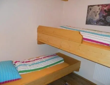 Am Waldrand, Ideal Fuer Bergsport